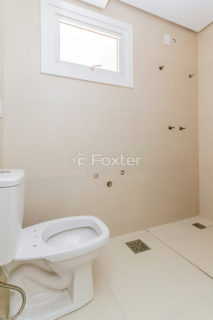 Image 38 - 1039737