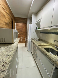 Image 9 - 1039747