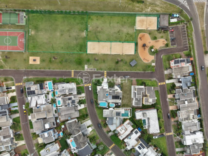 Image 52 - 1039755