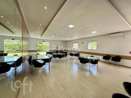 Image 21 - 1039790