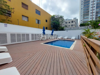 Image 30 - 1039860