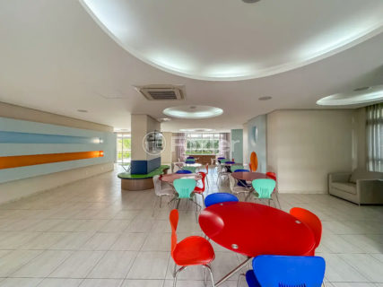 Image 22 - 1039865