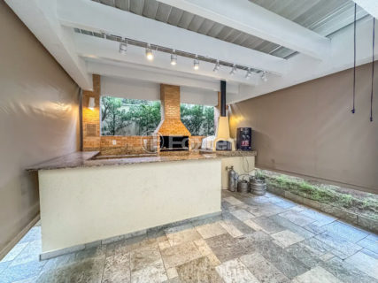 Image 37 - 1039865