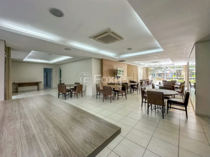 Image 38 - 1039865