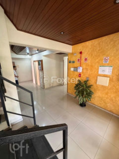 Image 17 - 1039875