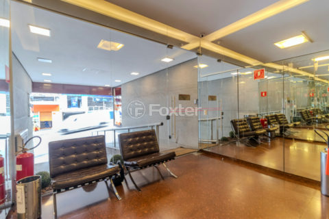 Image 21 - 1039881