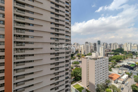 Image 2 - 1039882