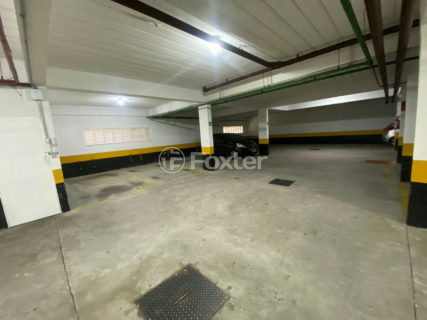 Image 31 - 1039883