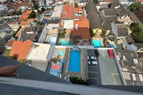 Image 16 - 1039899