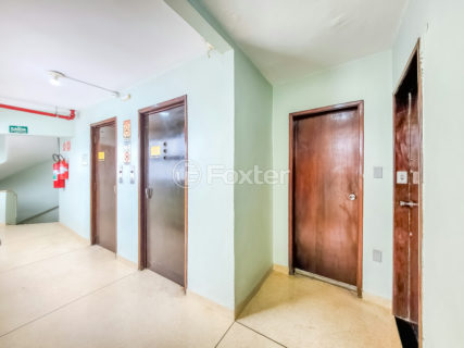 Image 8 - 1039904