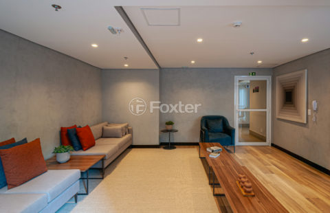Image 33 - 1039913