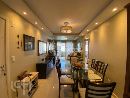 Image 26 - 1039993