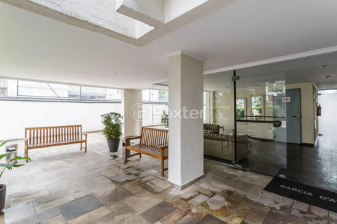 Image 22 - 1039997