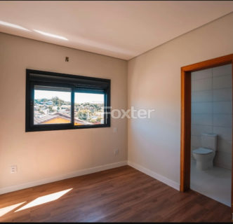 Image 3 - 1039999