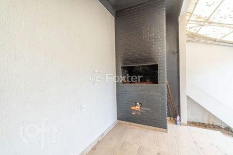 Image 32 - 1040009