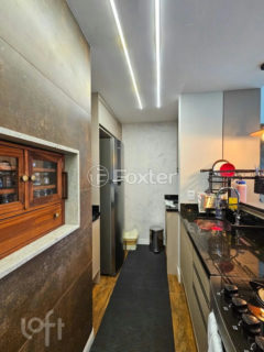 Image 7 - 1040016