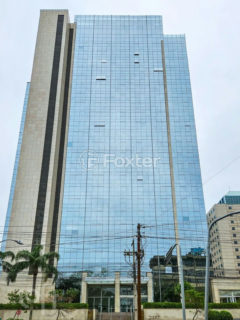 Image 31 - 1040016