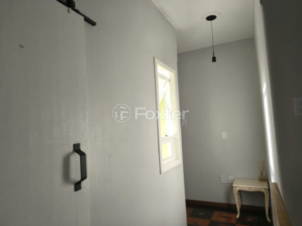 Image 4 - 1040031