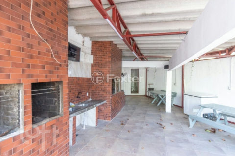 Image 22 - 1040034