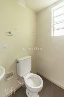 Image 4 - 1040034