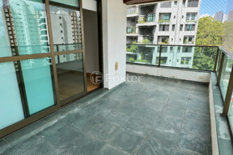 Image 34 - 1040237