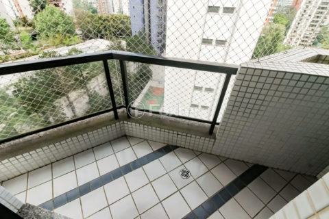 Image 43 - 1040239