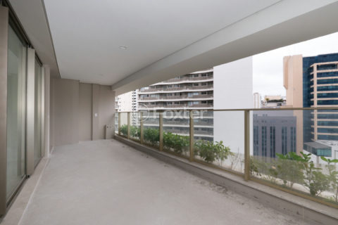 Image 1 - 1040248