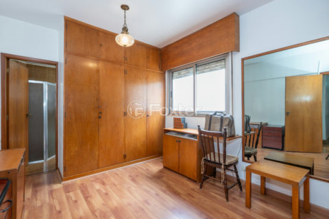 Image 30 - 1040253