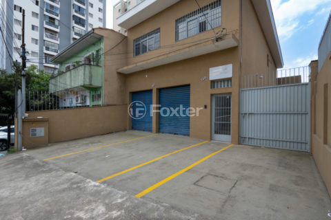 Image 41 - 1040256
