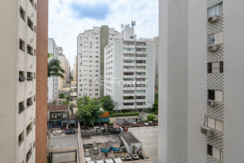Image 29 - 1040258