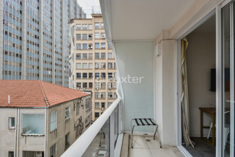 Image 43 - 1040261