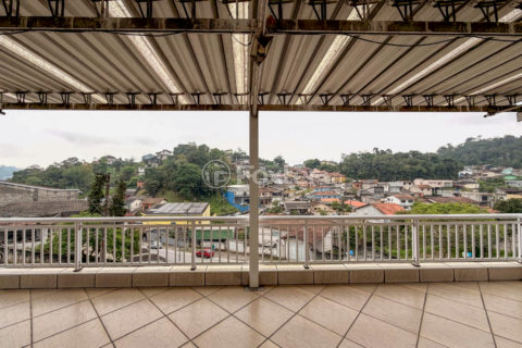 Image 23 - 1040282