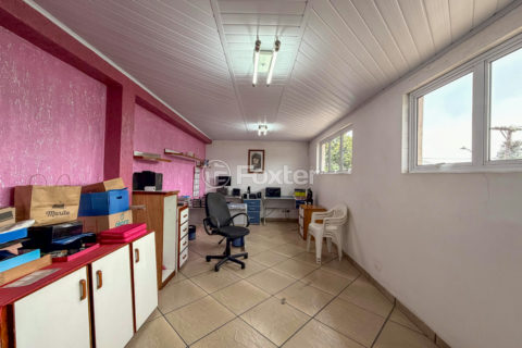 Image 30 - 1040282