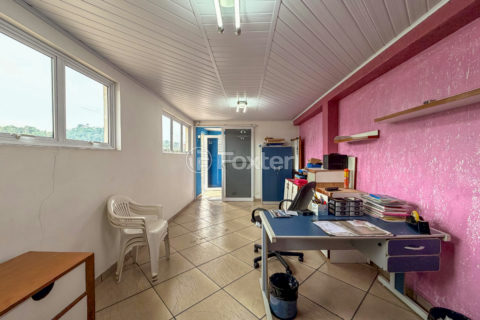 Image 31 - 1040282