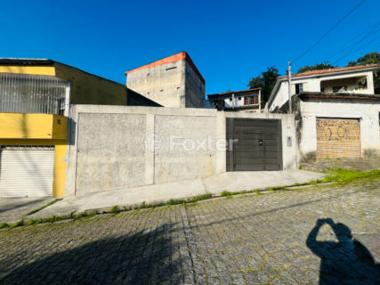 Image 27 - 1040284