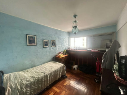 Image 7 - 1040285
