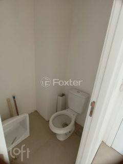 Image 9 - 1040308