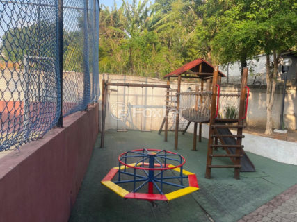 Image 39 - 1040334