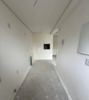 Image 3 - 1040337