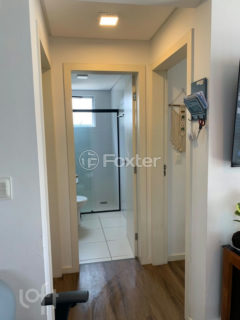 Image 7 - 1040350