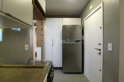 Image 4 - 1040368