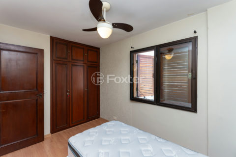 Image 31 - 1040374
