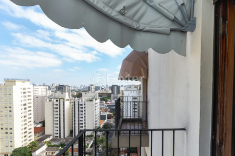 Image 5 - 1040374