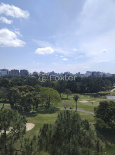 Image 5 - 1040381