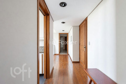 Image 4 - 1040432