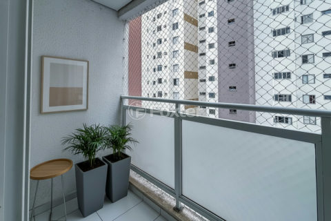 Image 6 - 1040442