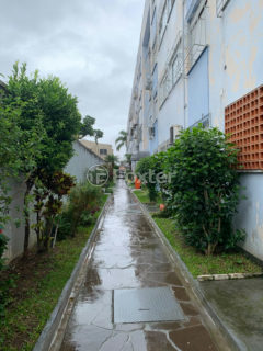 Image 21 - 1040444