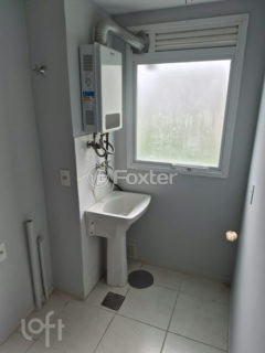 Image 2 - 1040447