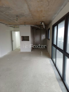 Image 4 - 1040480