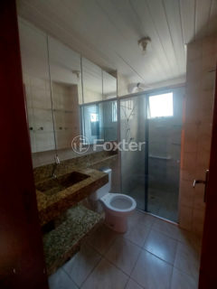 Image 9 - 1040592